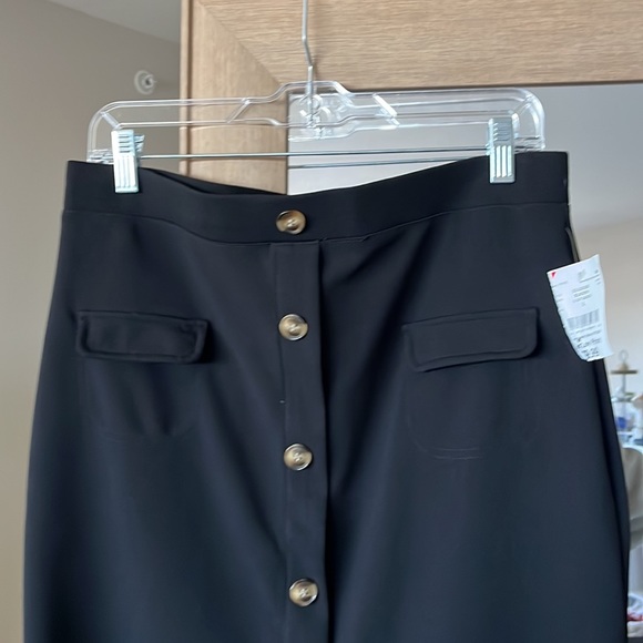 Black Long Stretchy Skirts - Picture 2 of 6